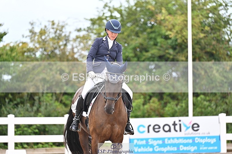 240817A-131026-09248 - 246-Katie.Carss-Desach.Cinderella