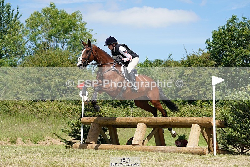 240629X-114836-0173 - 082-Isabella_Collier-HEADLEYS_DECOY