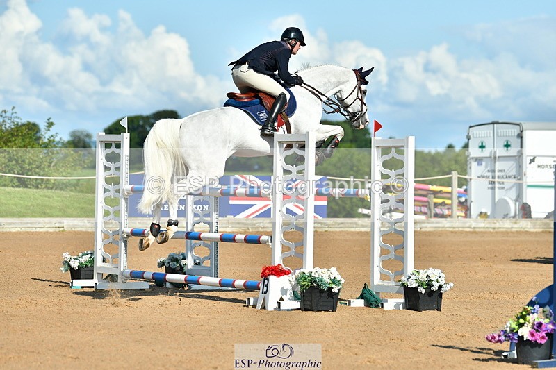 230720A-091422-01623 - Cls 1, 2 Star Small 1.30m