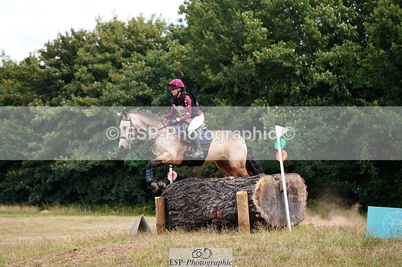 250802A-145652-05559 - D-160-Ellie.Smart-DEOIRIN.FEAR.BUI