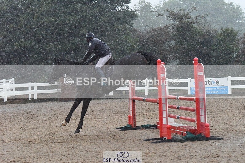 230917A-104218-06305 - Cls 33 British Novice & 90cm Open