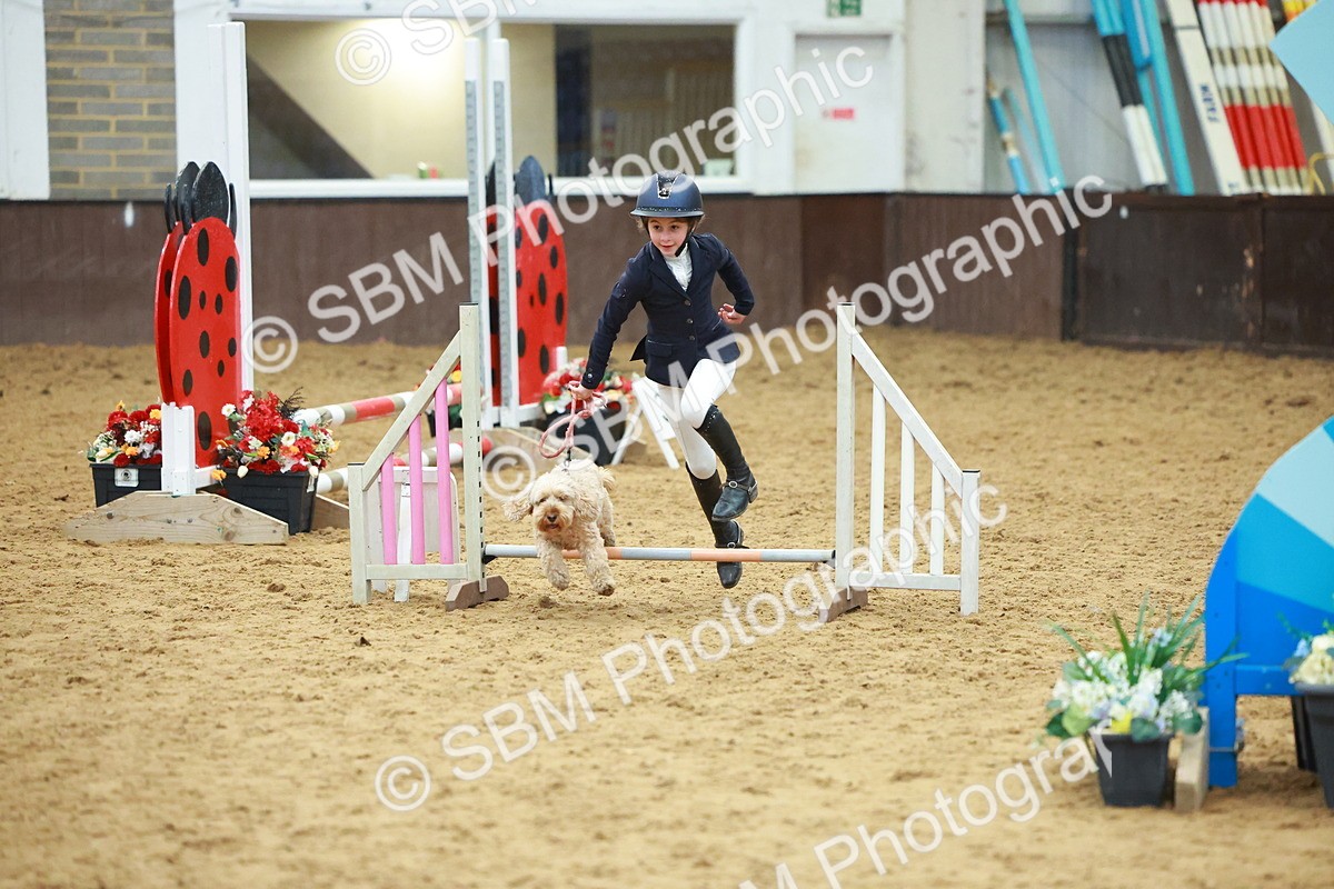 SBM_002499 - Class 3 - Horse & Hound (60cm)