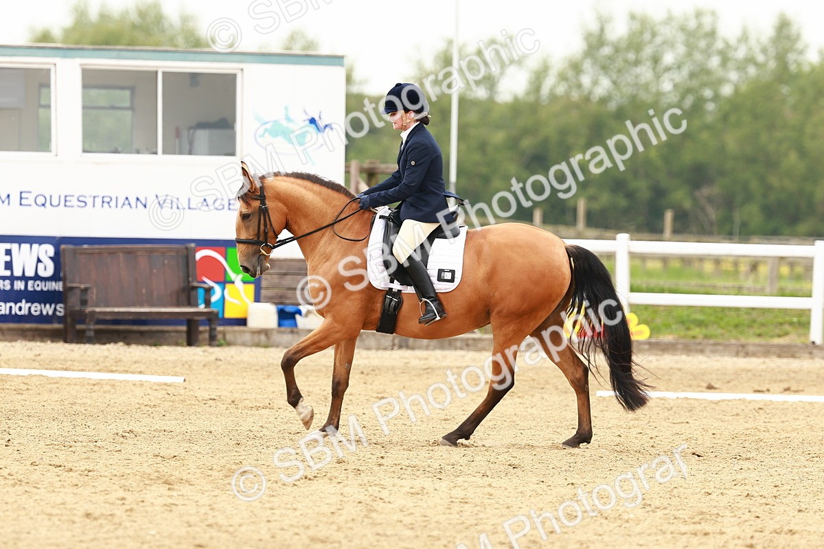 SBM_001035 - Class 6 - Novice 4