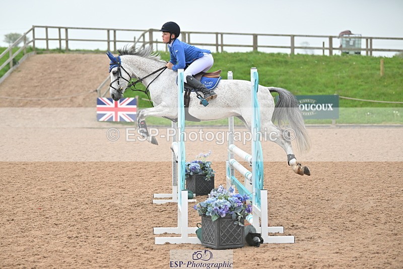 240505A-110509-04743 - Cls 3  Pony Discovery & 90cm Open