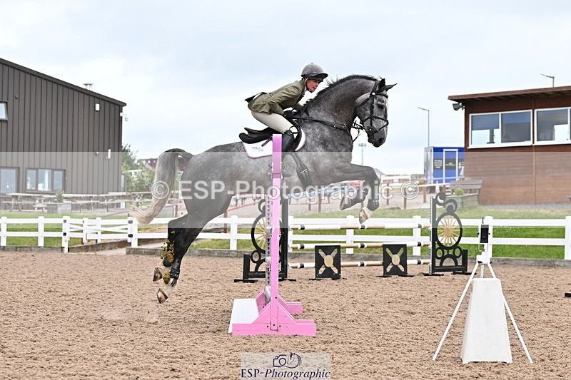 240703A-124237-00332 - Cls 04 Snr Newc & 1.10 Open