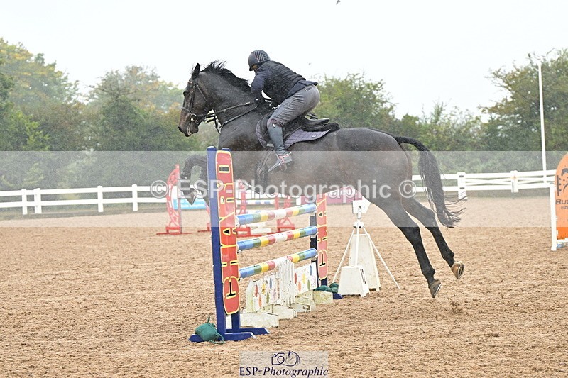 240925A-133431-00920 - Cls 4 Newcomers and 1.10m Open