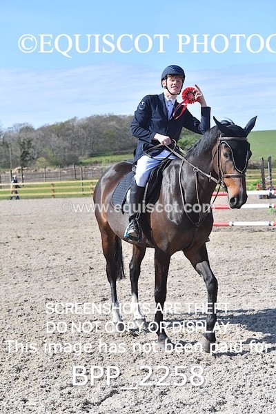 BPP_2258 - CLASS 22 SUN Senior BritiNovice/ 90cm Open