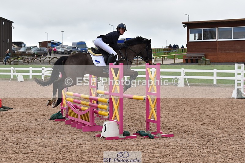 240210A-142020-01536 - Cls 12-14 Children on Horses
