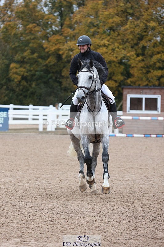 231112A-133528-04542 - Cls 20 Newcomers & 1.10m Open