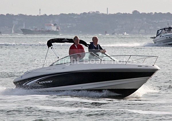 091018 MONTEREY IMG_3981 - Speedboats