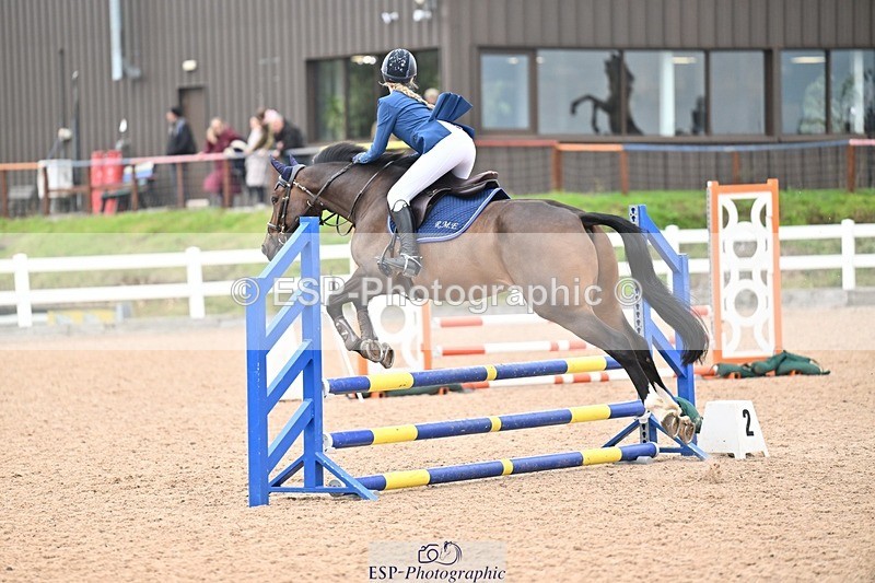 250920-110017-00334 - Cls 22+23 Club and Schools 70cm