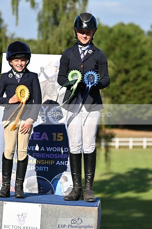 250822A-170716-24380 - Friday Presentations