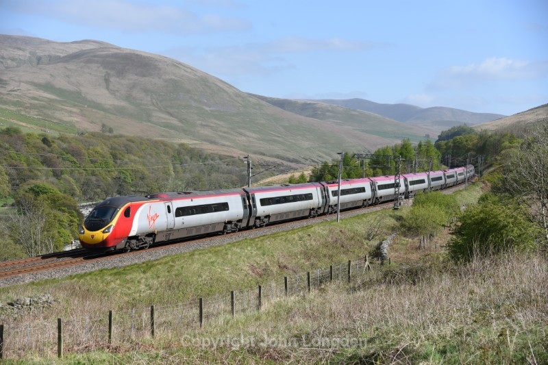 JL - 8.5.17 390134 1S69 13:30 London - Glasgow, Lune Gorge - West Coast Main Line (north to south)