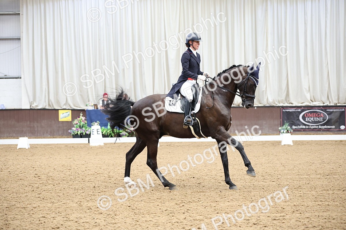 SBM_004496 - Class 9 - FEI Inter 1 Gold - 15.55-16.43