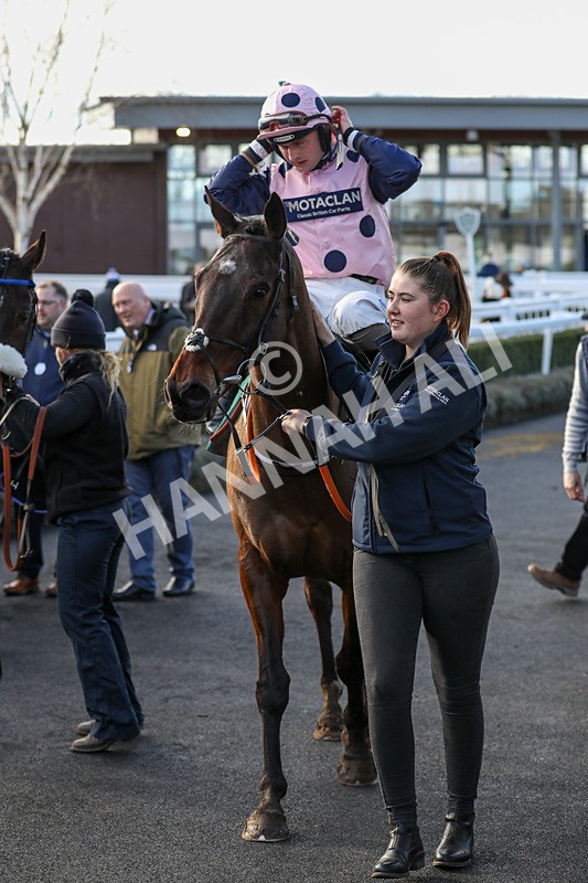 120224-Race 1-Pickanumber-7270 - Race 1