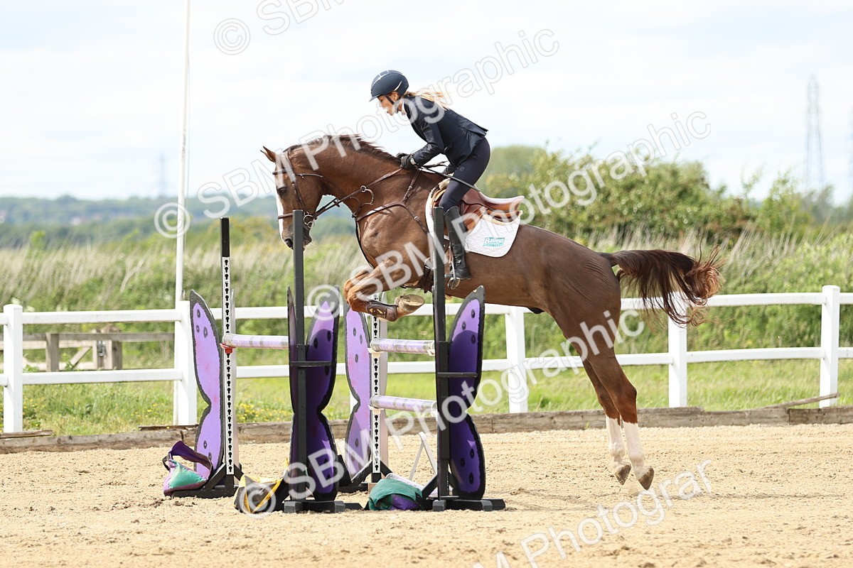SBM_001439 - Class 5 - Senior Foxhunter - 1.20m