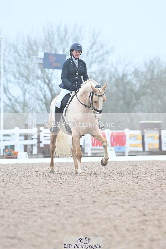 240217A-092107-00354 - 130-Kate.Kerswell-Top.Gun.RB