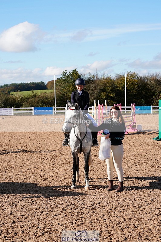 241027A-121306-02676 - SUN Cls 6 Pony Newcomers and 1m Open