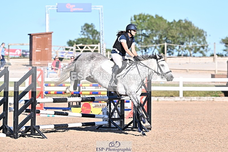 250708A-181530-00447 - 90cm Classes