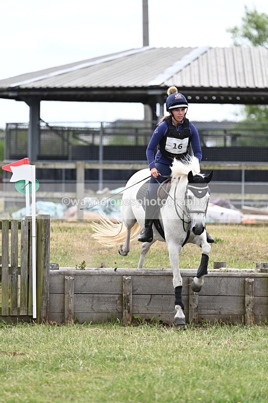 WJ7_5156 - 60cm XC Time 10:17 to 10:49