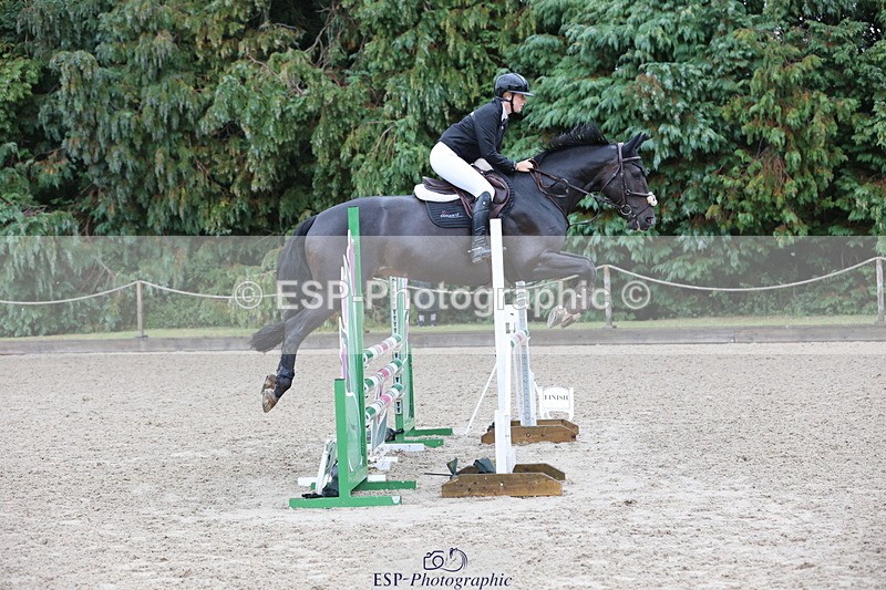 250831A-122903-10204 - Cls 42 Snr 1m Grand Prix