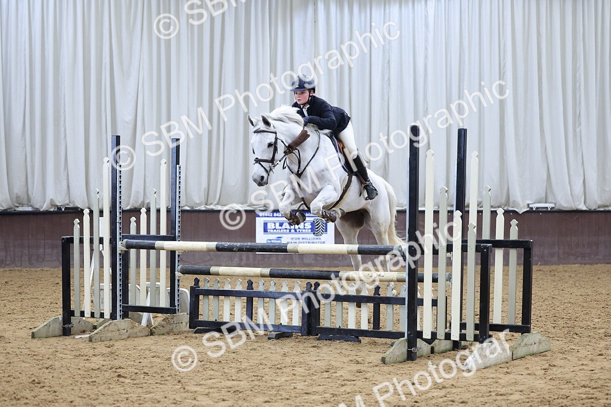 SBM_002119 - Class 4 - Blue Chip Pony Newcomers - 1.00m