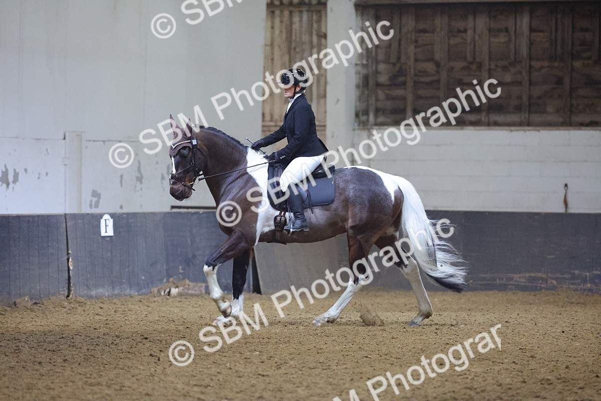 SBM_003013 - Class 9-10 - MQ U21 Open Novice 1