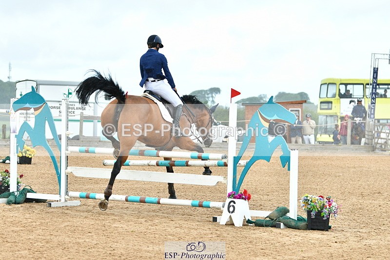 230723A-093126-10558 - Cls 4, 2 Star Small 1.30m