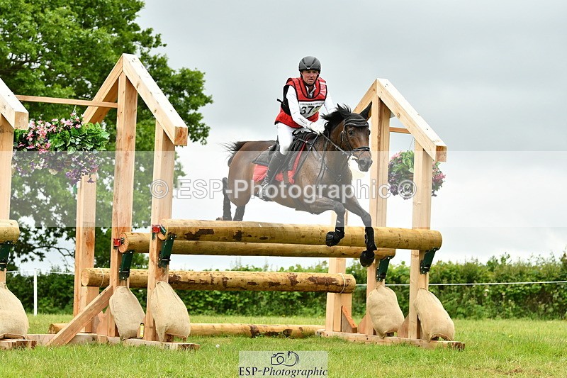 250524A-132127-10543 - B-373-Ben.Lee.Liles-FINCH.FANCY