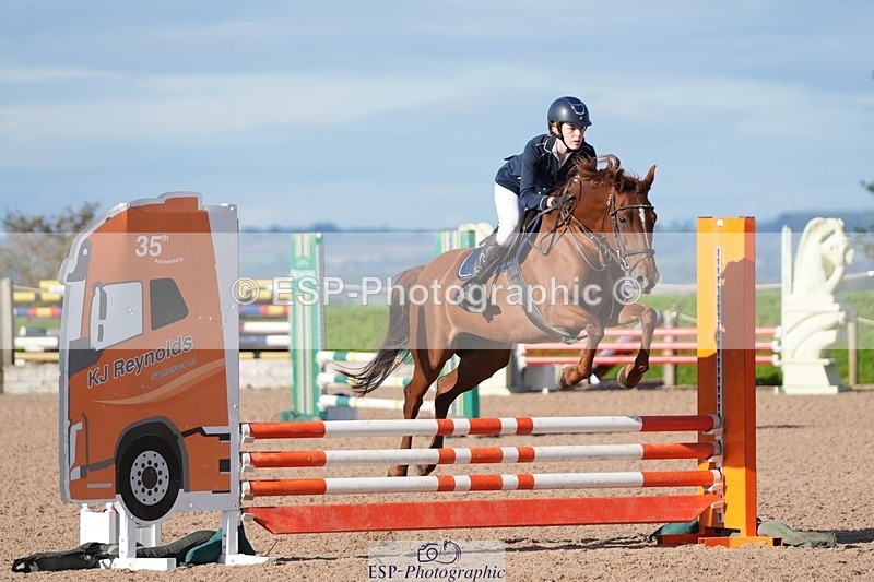 250921-093820-02012 - Cls 2 Pony Intro 70cm