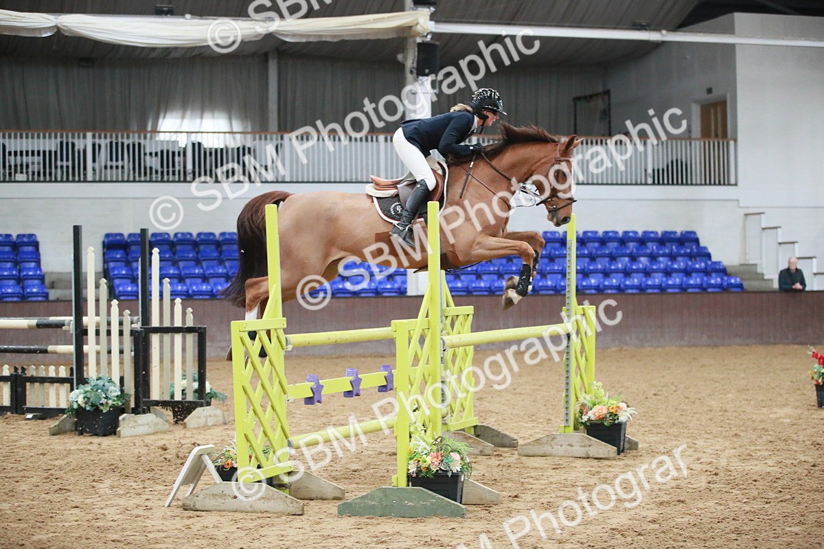 SBM_001027 - Class 4 - Senior Newcomers - 1.10m Open