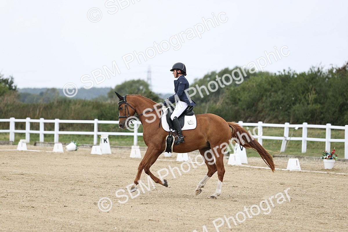 SBM_017436 - Class 14 - Novice 23 - 13.52-14.55