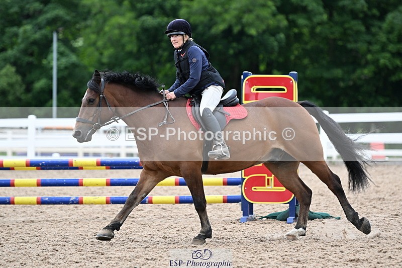 240611A-165441-00345 - 70cm