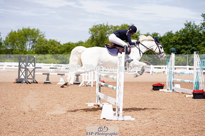 240629A-124534-05438 - Cls 18 Newcomers and 1m Open