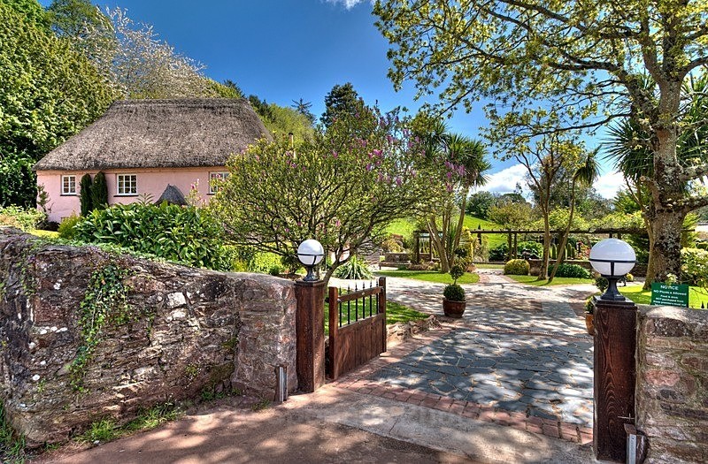 Rose Cottage Tea Rooms - Cockington