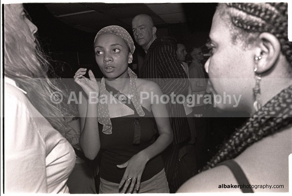 24 - Friends-&-Family @ the-roadhouse 04.09.02