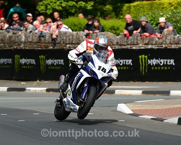  - Senior Race - TT 2010