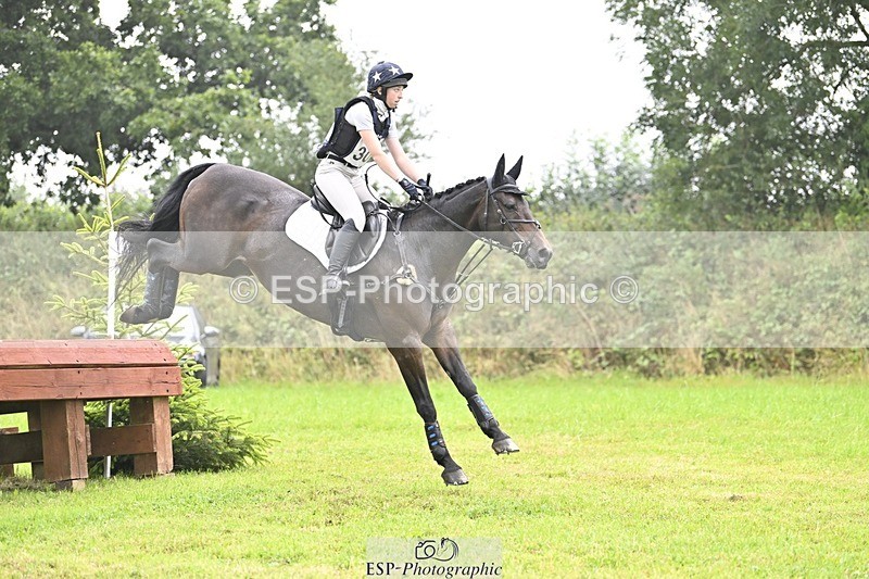 240901A-113050-06846 - 307-Sophie.Sadler-JOE'S.HIGH.FLYER