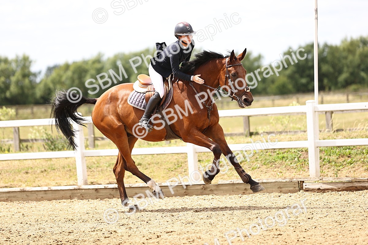 SBM_003804 - Class 22 - Senior Foxhunter 1.20m