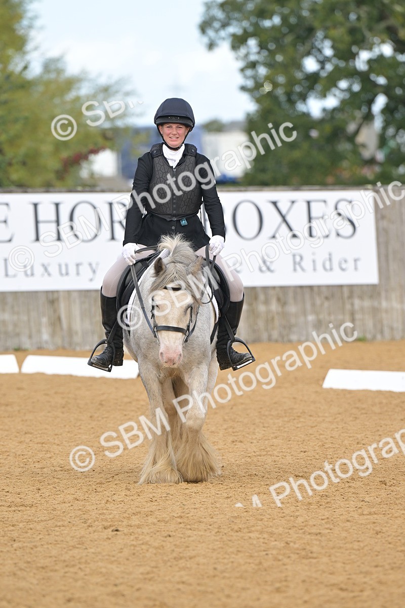 SBM_03738 - D2 - Small Tour Championship Intro 2