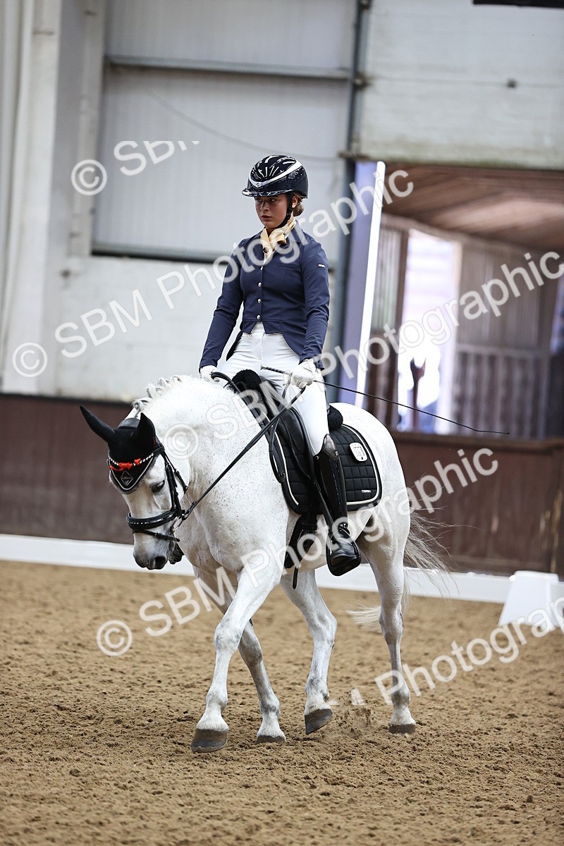 SBM_002343 - Novice 4 - 13.38-14.30