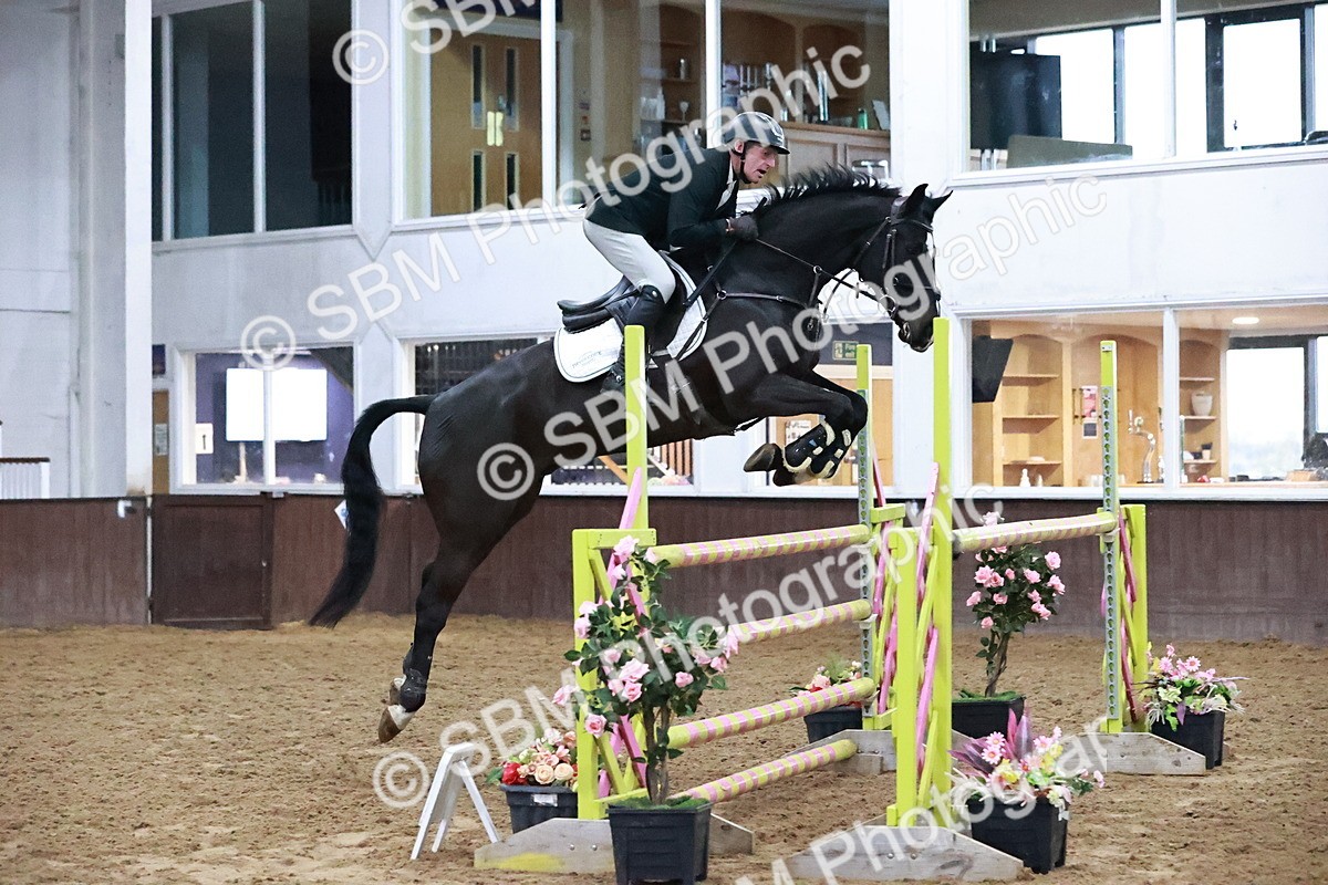 SBM_001707_Class 5 - Senior Foxhunter 120m - Cart - Anthony Clark