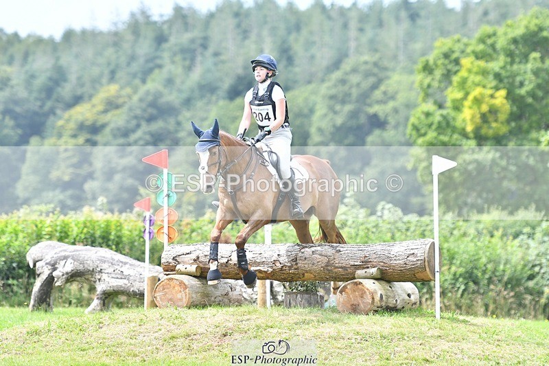 240803-133240-06907 - 204-Ella_Lawton-Smith-LOWHILL_FIER_AMBASSADOR