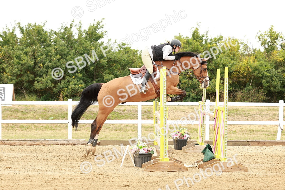 SBM_016747 - Class 20 - Senior Newcomers - 1.10m