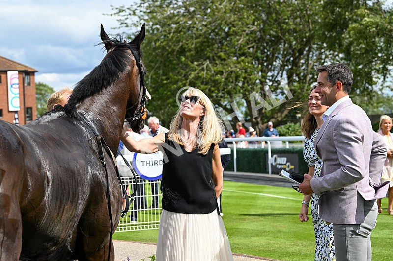 050725-Race 3-Lady Roxby-8051 - Race 3