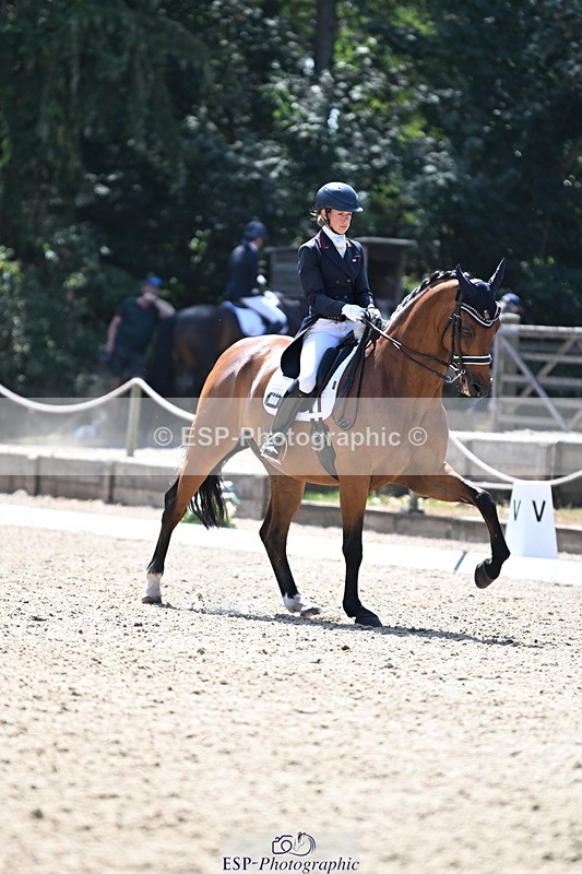 250810A-134824-07098 - 111-Elizabeth.AllenHeraldik