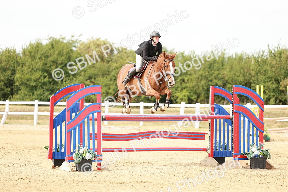 SBM_008277 - Class 4 - Senior Foxhunter - 1.20m Open