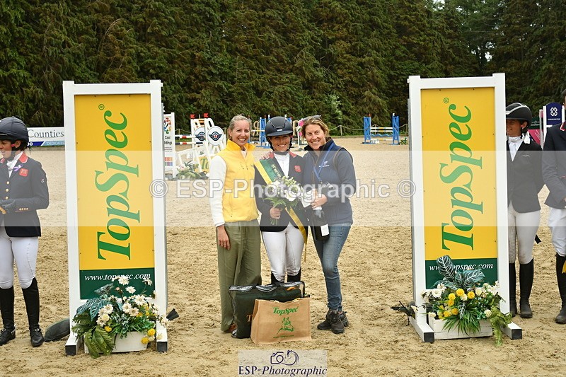 250525A-162429-18960 - Presentations Section D CCI 4 Star