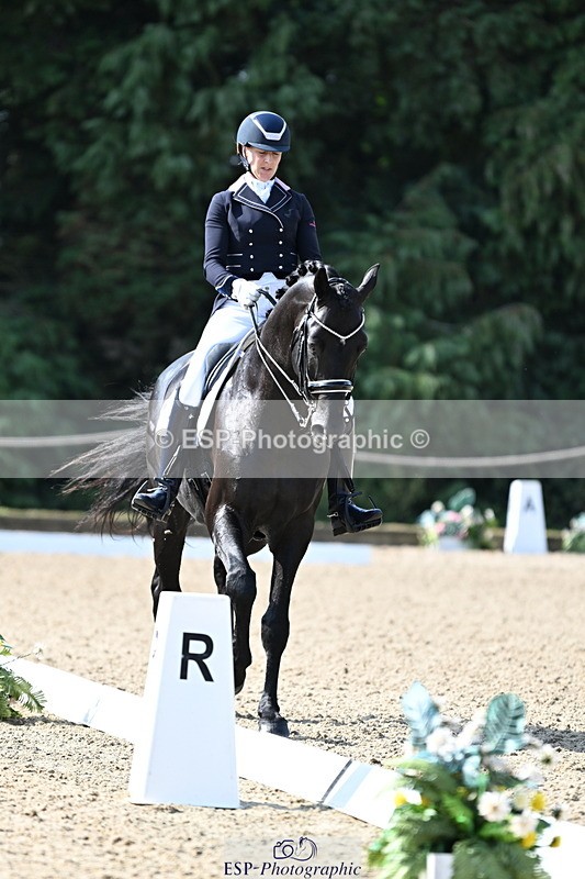 250810A-101003-05043 - 132-Rebecca.CowderoyNights.Dream