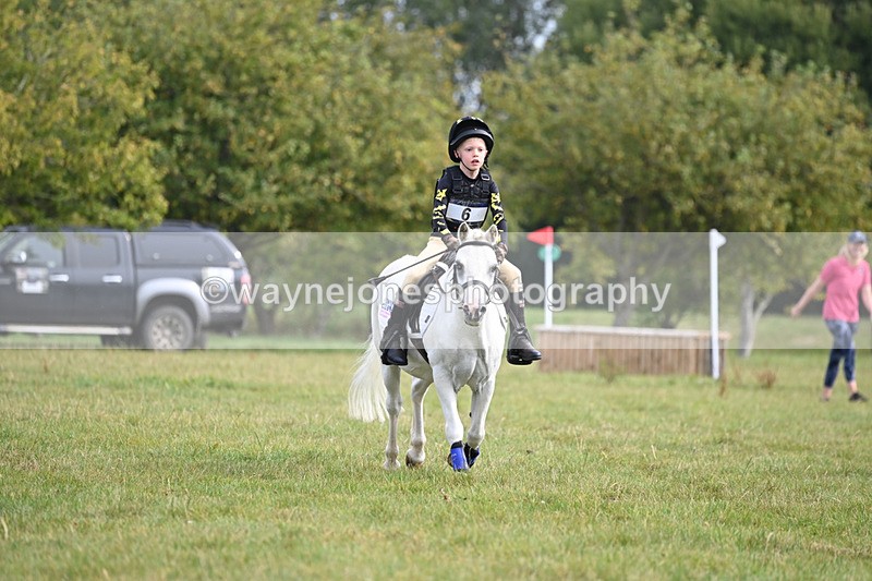 WJ6_0183 - 40cm XC Time 10:37 to 10:56